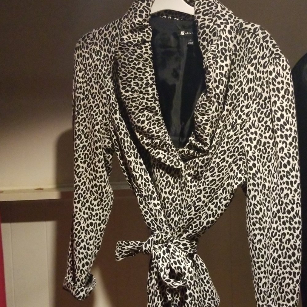 Travel wear new, no tags